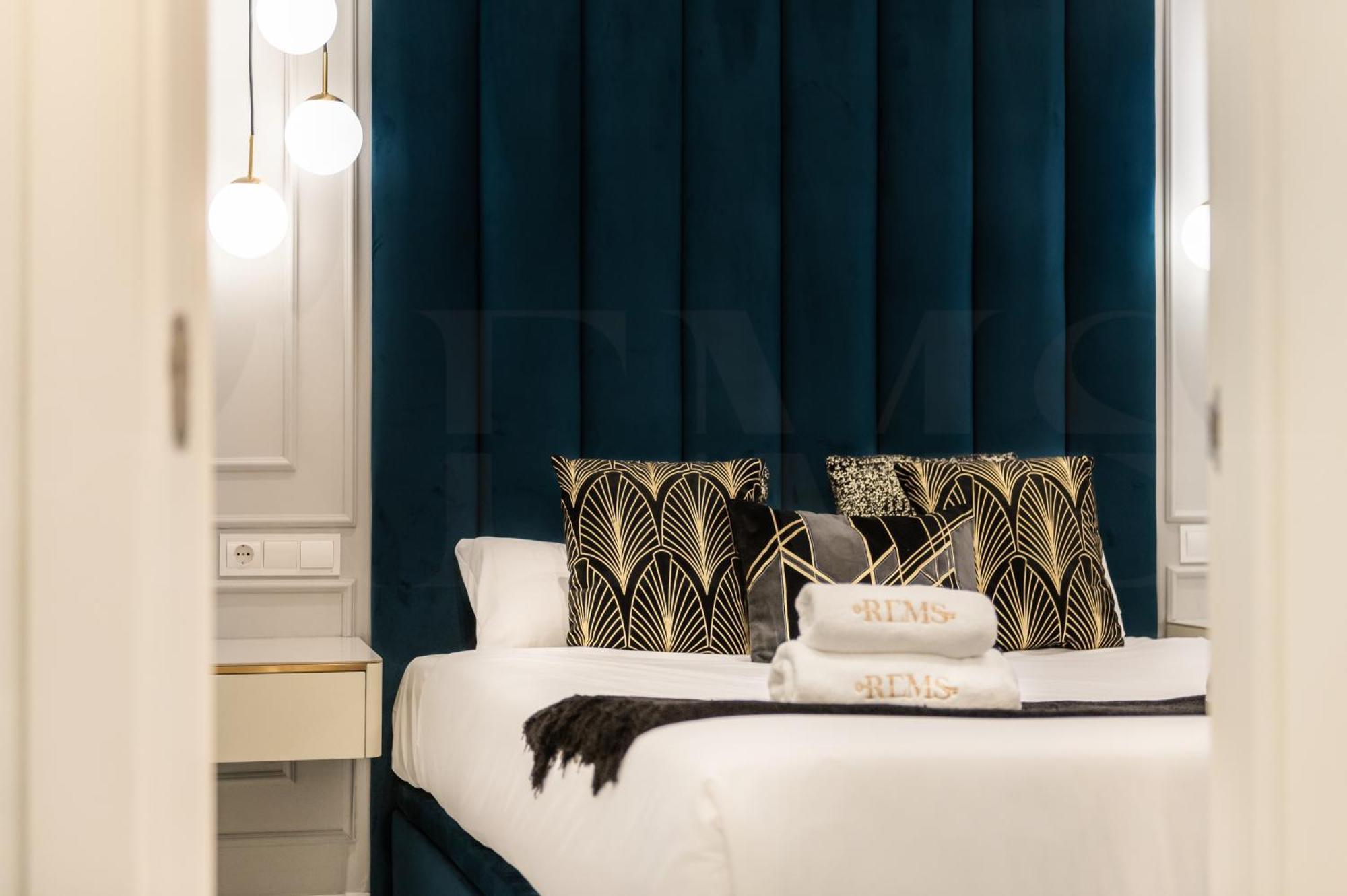 Glamorous Flat In The Heart Of Malaga By Rems Bagian luar foto