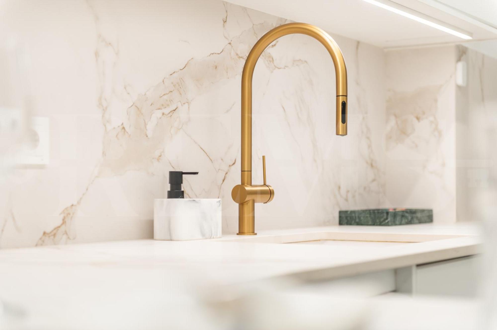 Glamorous Flat In The Heart Of Malaga By Rems Bagian luar foto