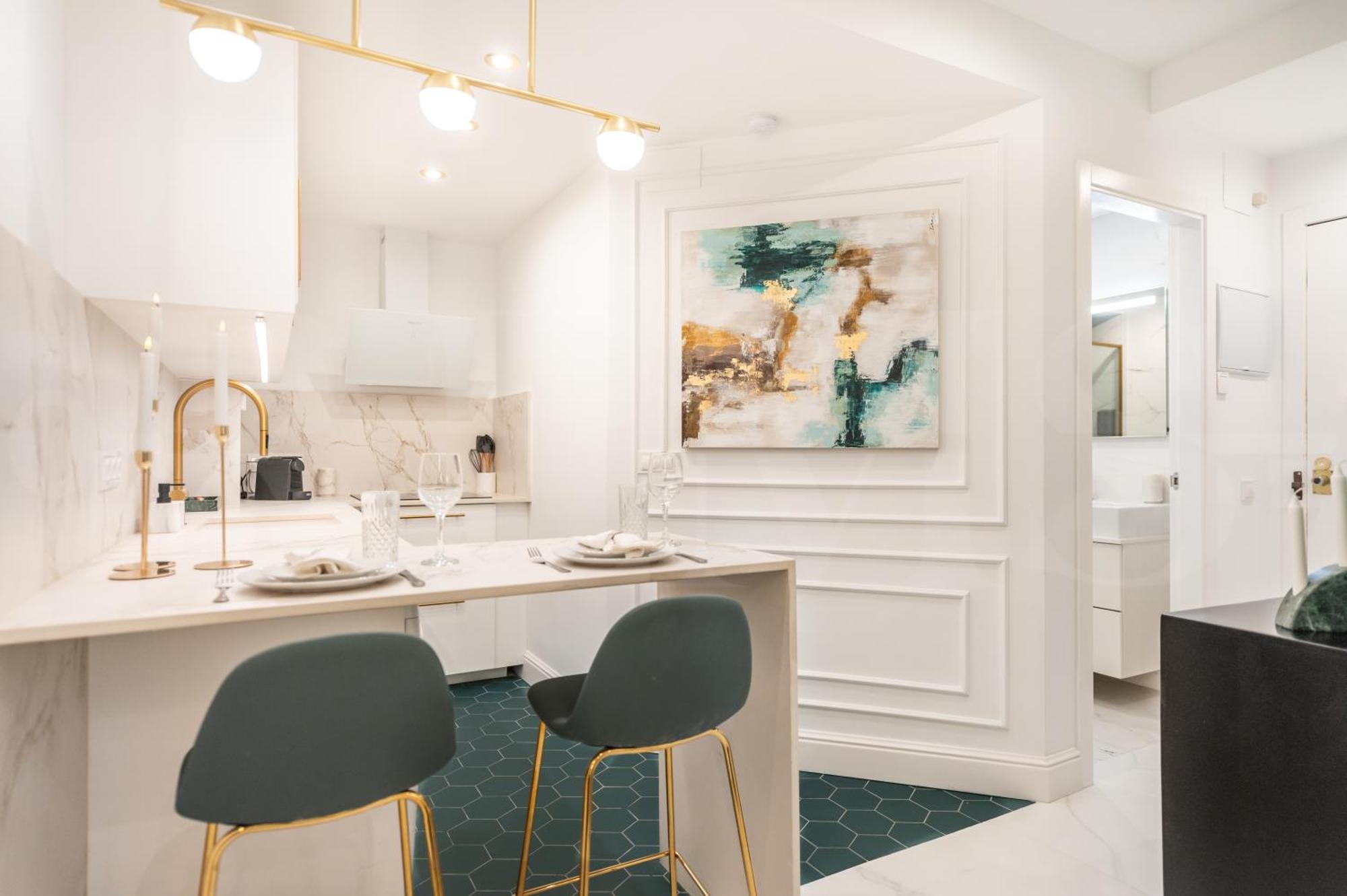 Glamorous Flat In The Heart Of Malaga By Rems Bagian luar foto